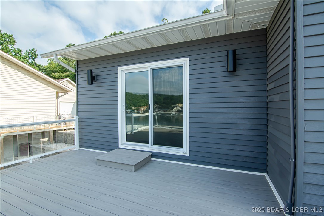 Linn Creek, Missouri 65052, United States, 4 Bedrooms Bedrooms, ,4 BathroomsBathrooms,Residential,Active,196066