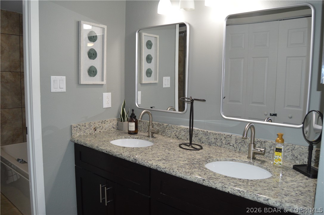 Four Seasons Racqt-Cntry Club - Residential