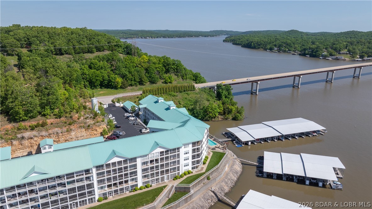 Sunset Palms Condominium - Residential