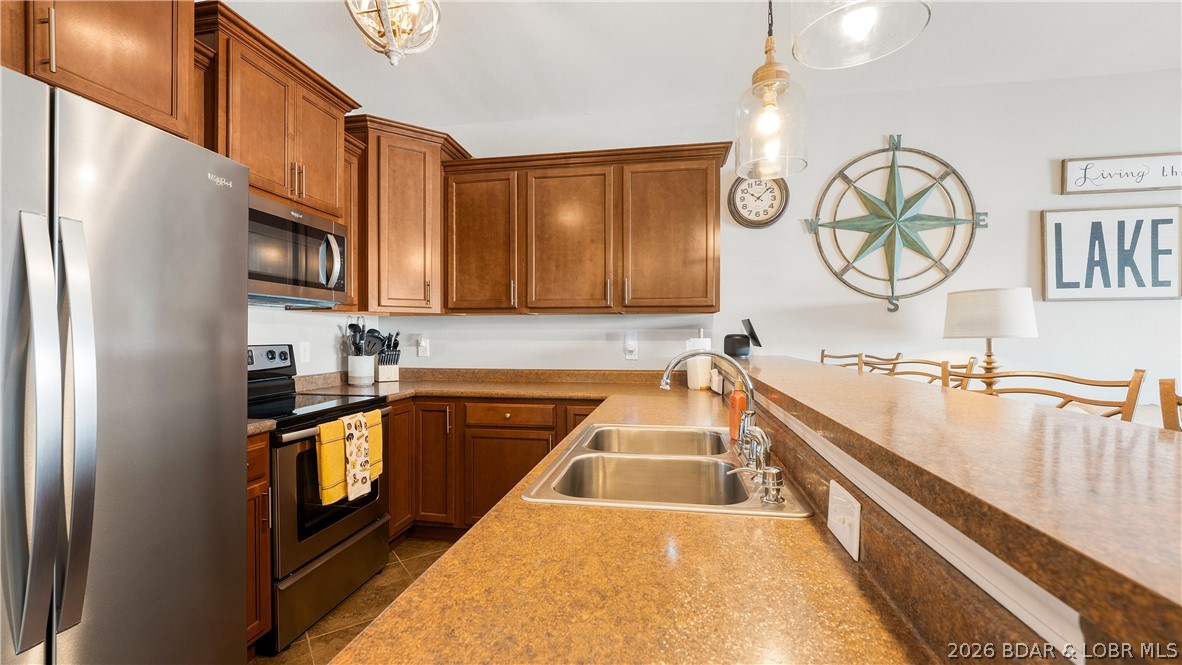 Sunset Palms Condominium - Residential