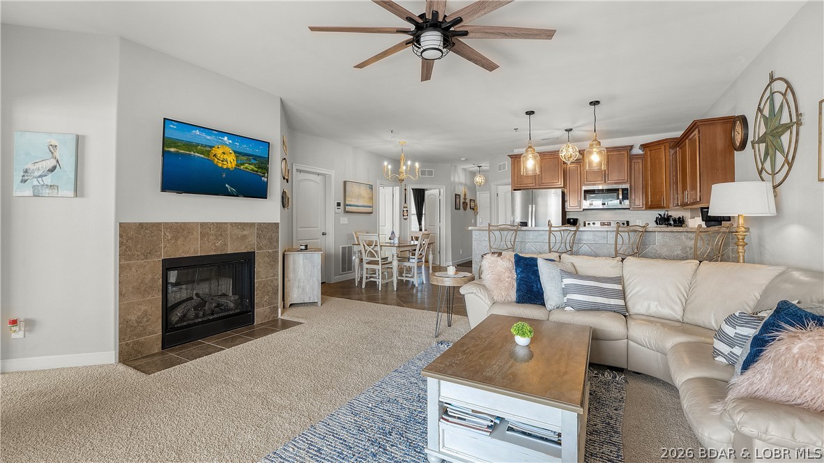 Sunset Palms Condominium - Residential