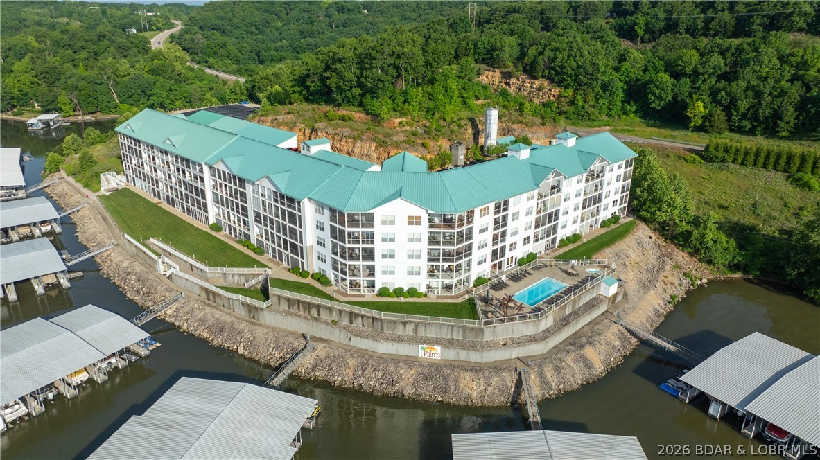 Sunset Palms Condominium - Residential