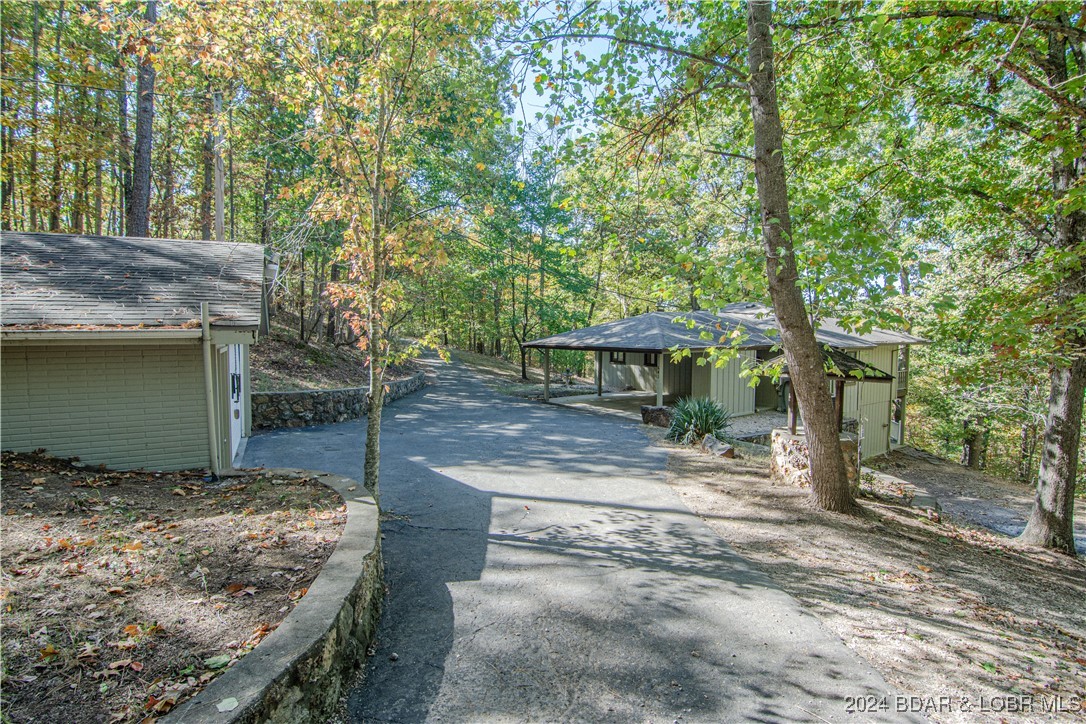 Sunrise Beach, Missouri 65079, United States, 3 Bedrooms Bedrooms, ,2 BathroomsBathrooms,Residential,Active,37452