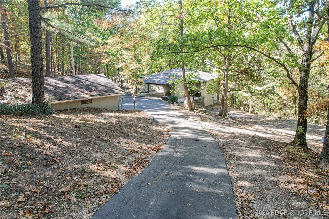 Sunrise Beach, Missouri 65079, United States, 3 Bedrooms Bedrooms, ,2 BathroomsBathrooms,Residential,Active,37452