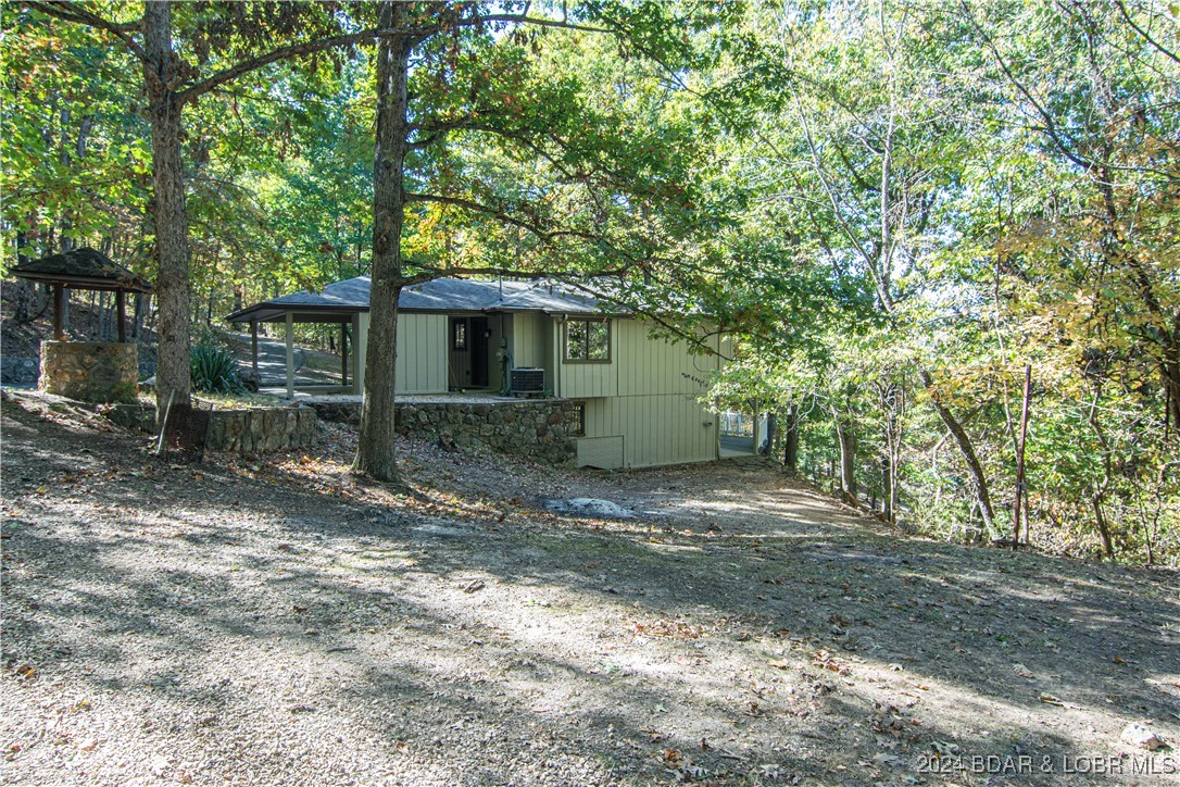 Sunrise Beach, Missouri 65079, United States, 3 Bedrooms Bedrooms, ,2 BathroomsBathrooms,Residential,Active,37452