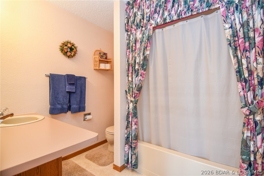 Jonathans Landing - Residential