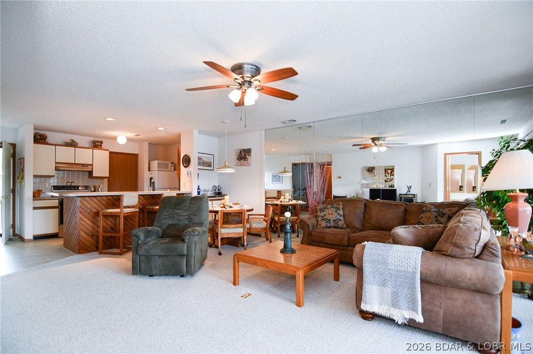 Jonathans Landing - Residential