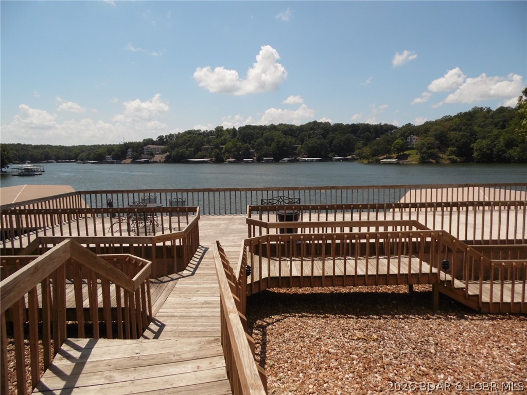 Jonathans Landing - Residential