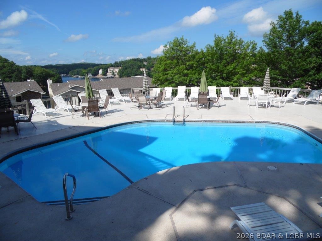 Jonathans Landing - Residential