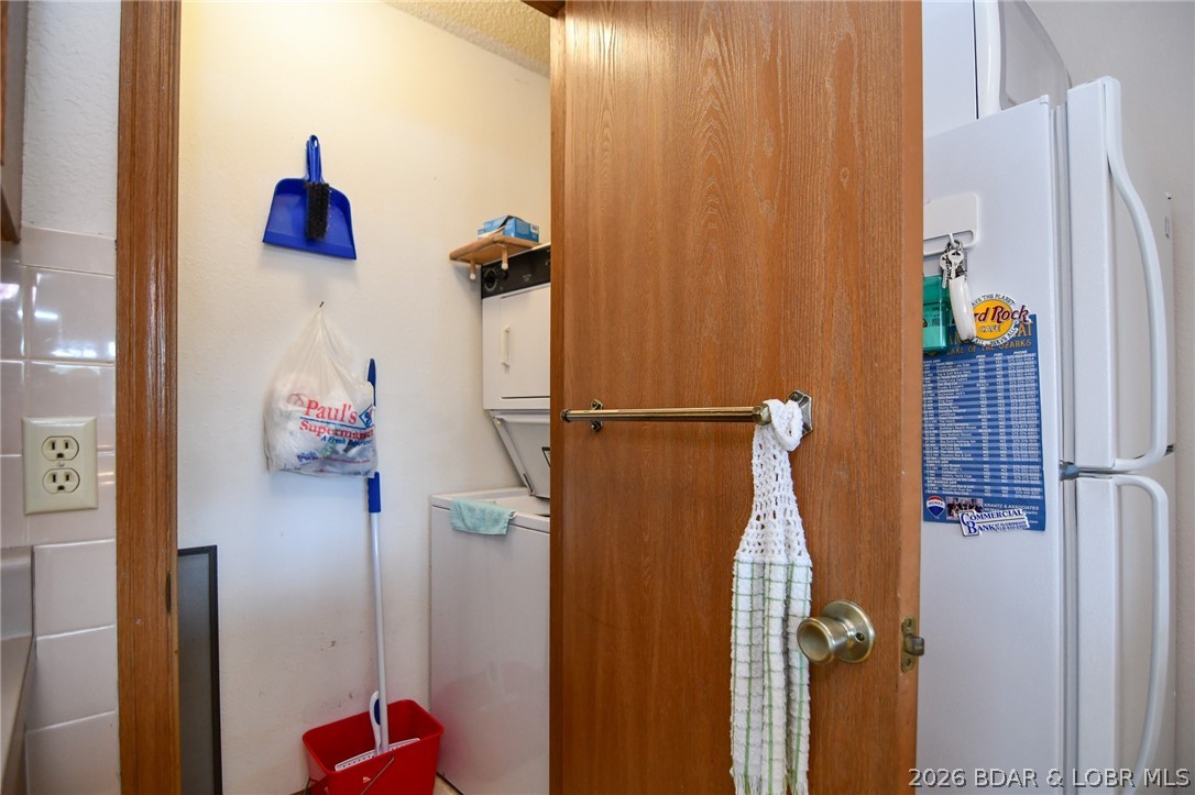 Jonathans Landing - Residential