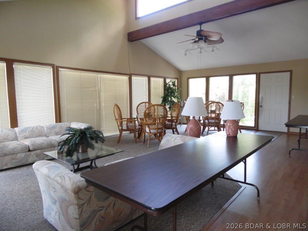 Jonathans Landing - Residential