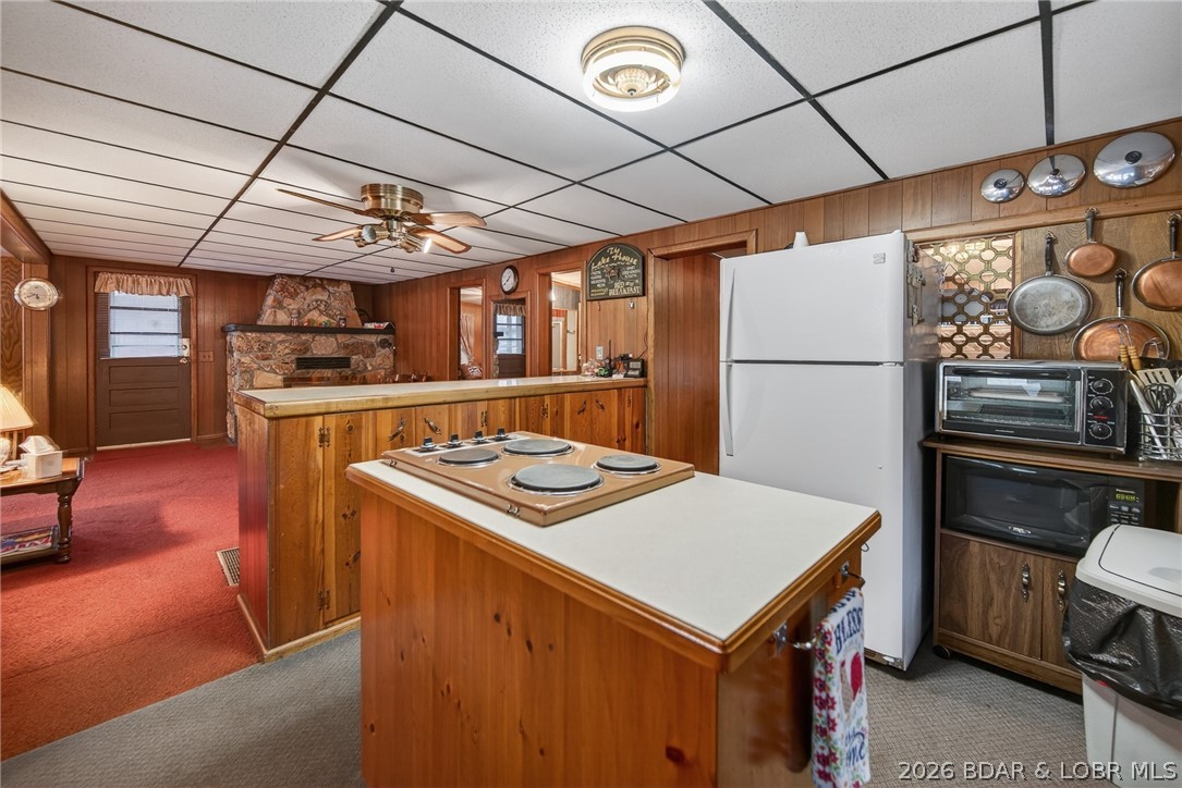 Golden Goose - Residential