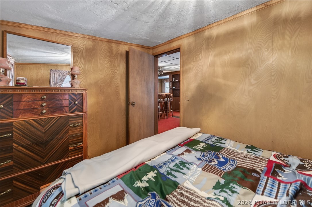 Golden Goose - Residential