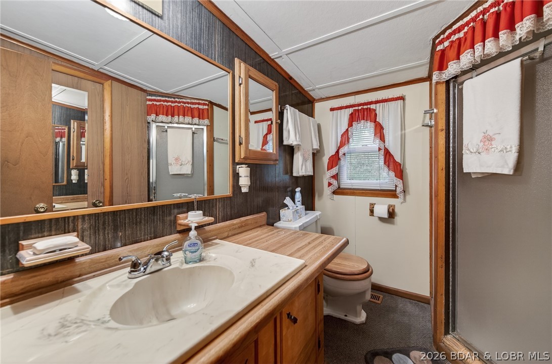 Golden Goose - Residential