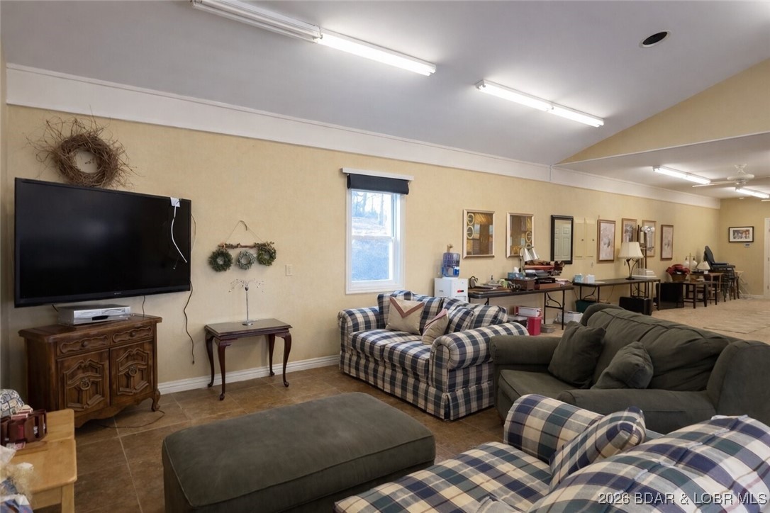 Hickory Grove - Residential