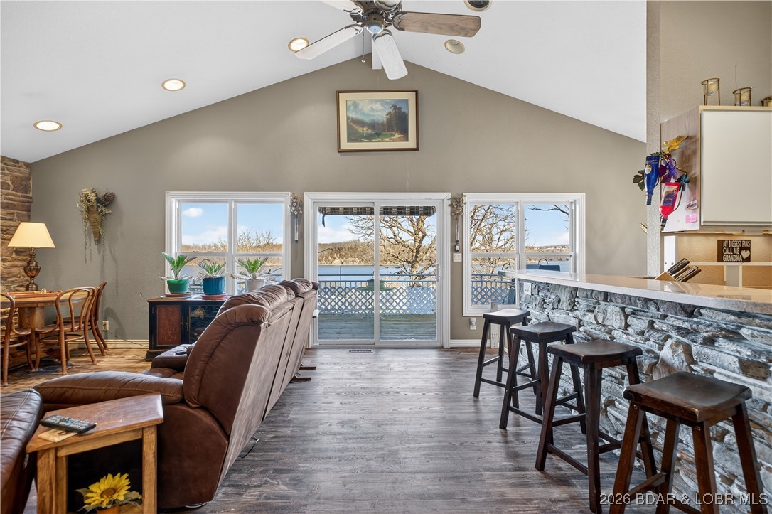 Hickory Grove - Residential