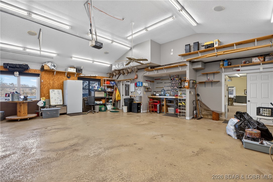 Hickory Grove - Residential