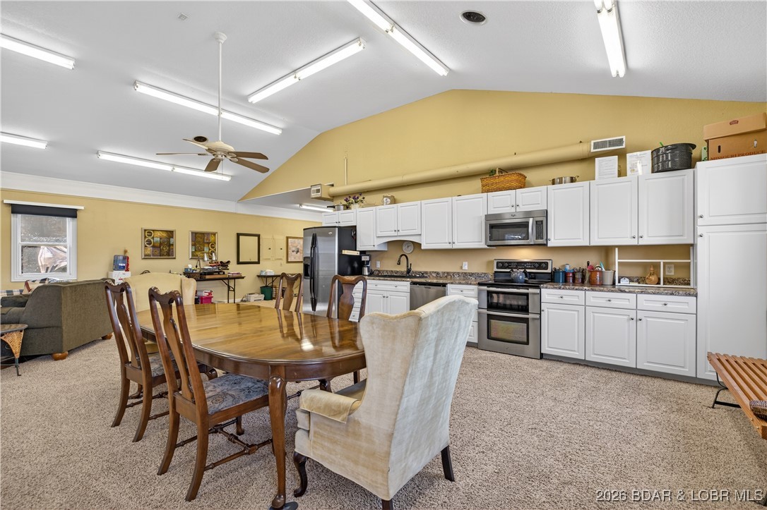 Hickory Grove - Residential