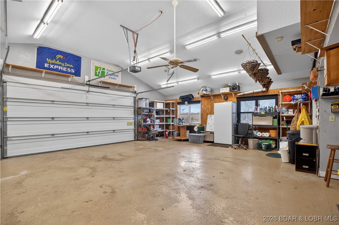 Hickory Grove - Residential