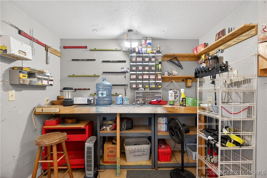 Hickory Grove - Residential