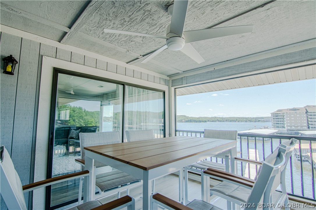 Lake Ozark, Missouri 65049, United States, 3 Bedrooms Bedrooms, ,2 BathroomsBathrooms,Residential,Contingent,54859