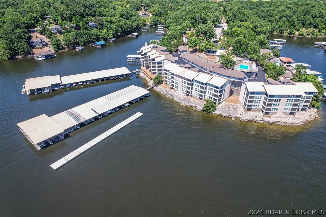 Lake Ozark, Missouri 65049, United States, 3 Bedrooms Bedrooms, ,2 BathroomsBathrooms,Residential,Contingent,54859