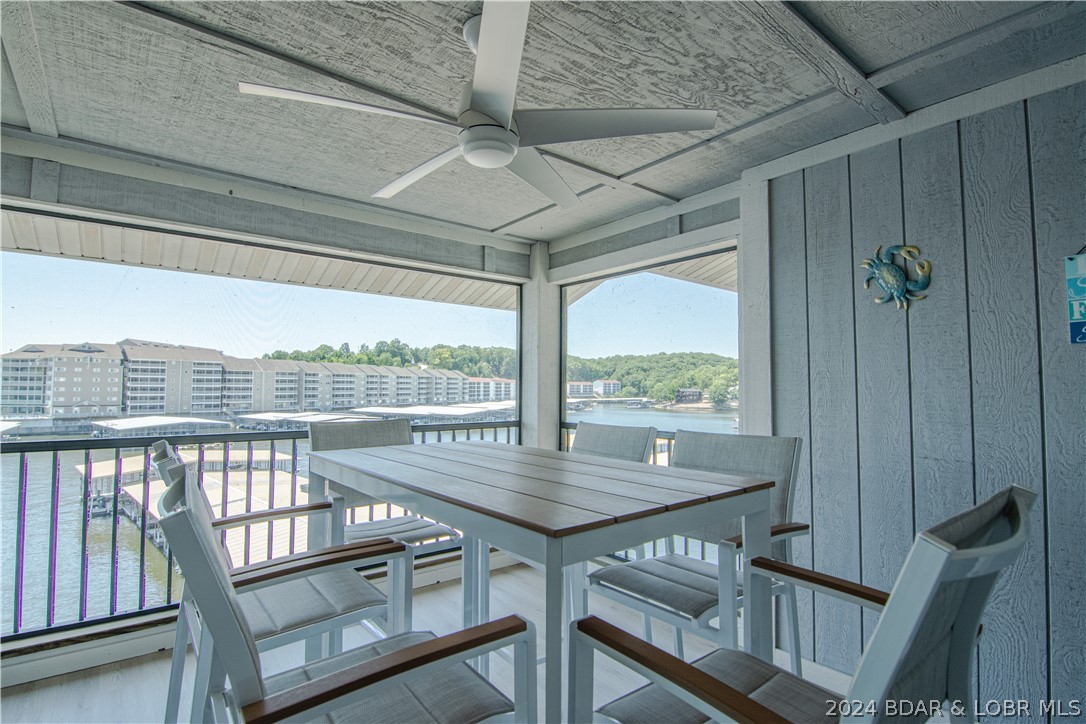 Lake Ozark, Missouri 65049, United States, 3 Bedrooms Bedrooms, ,2 BathroomsBathrooms,Residential,Contingent,54859