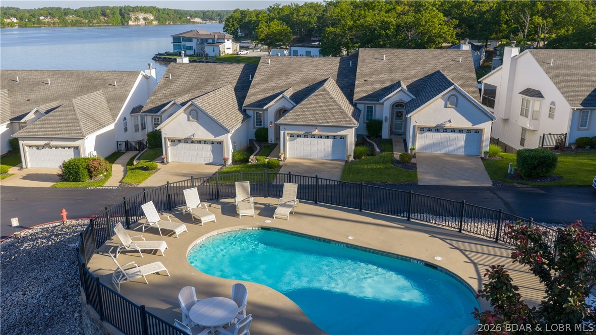 The Palms - Residential