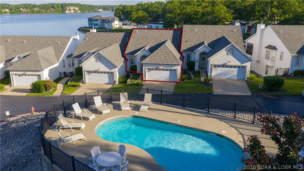 The Palms - Residential