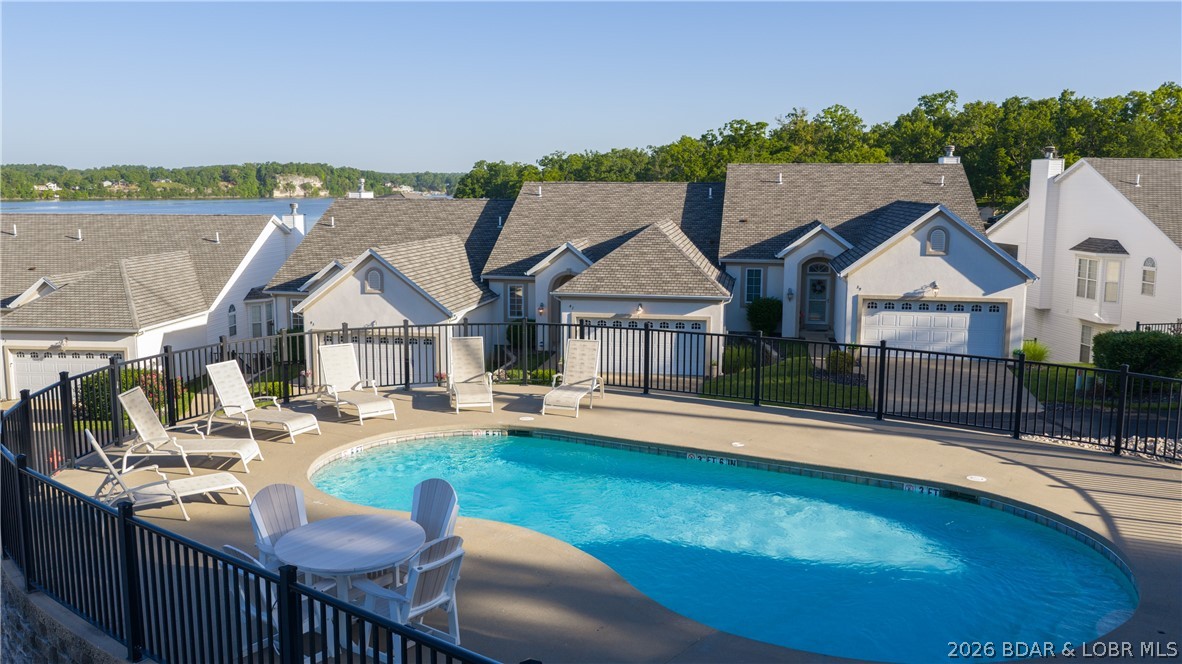 The Palms - Residential