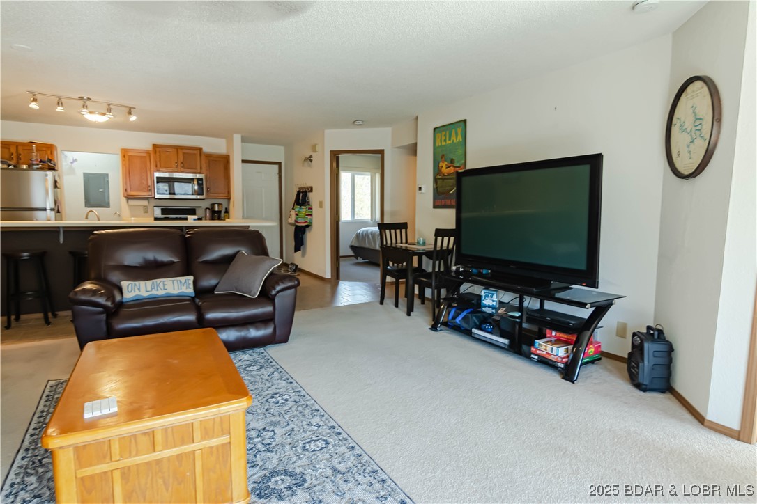 Osage Beach, Missouri 65065, United States, 2 Bedrooms Bedrooms, ,2 BathroomsBathrooms,Residential,Active,6655