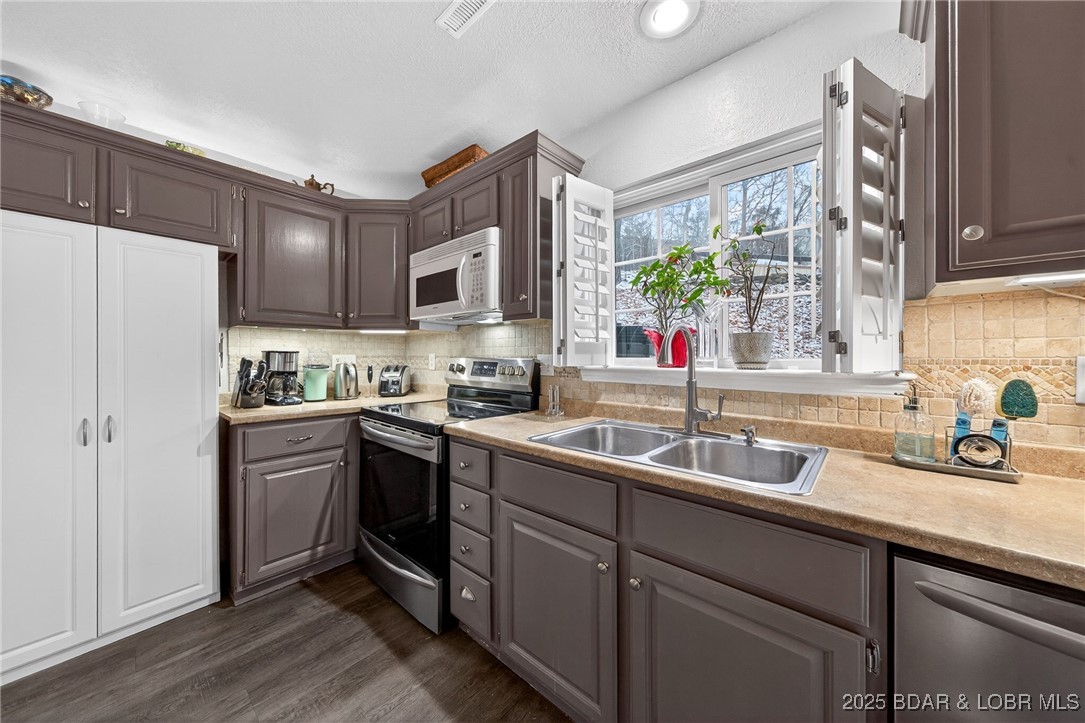 Harbor Heights Est. - Residential