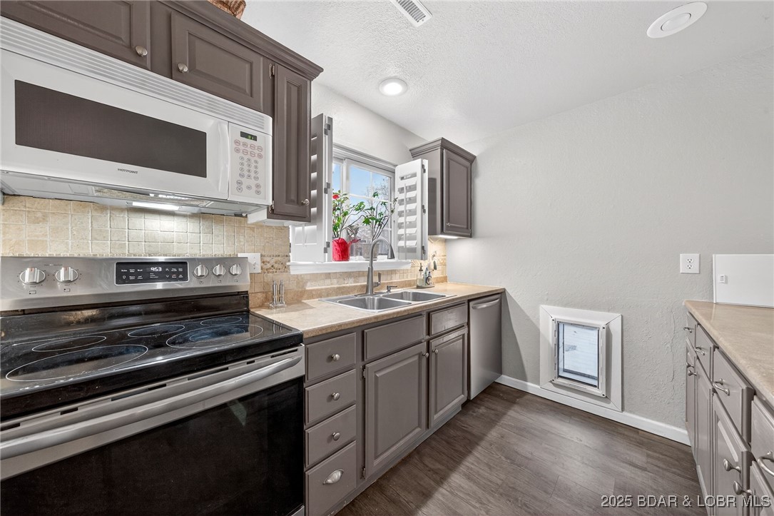 Harbor Heights Est. - Residential