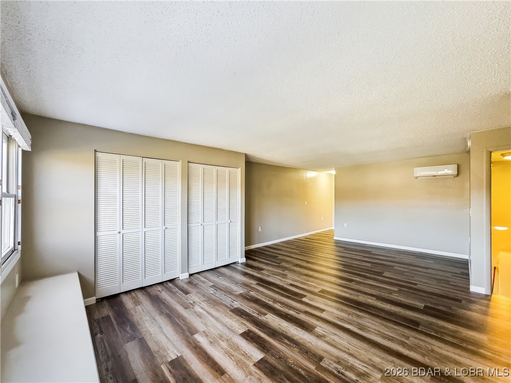 Sunny Slope - Residential