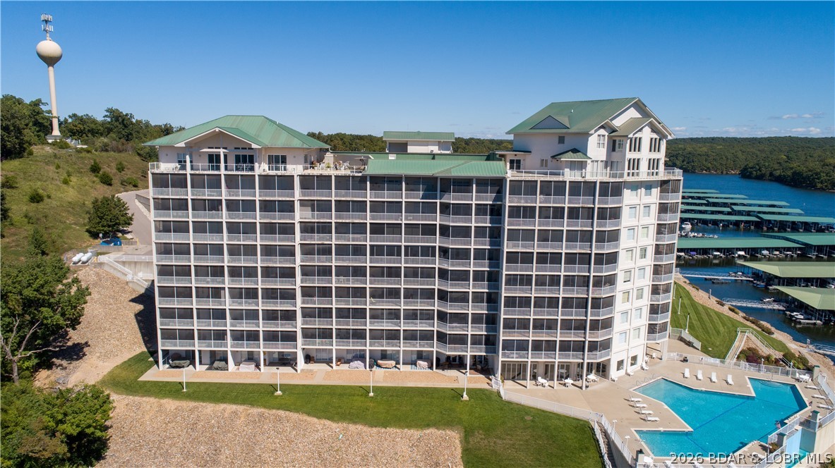 The Towers at Parkview Bay - Residential