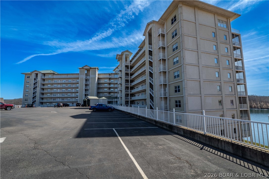 The Towers at Parkview Bay - Residential