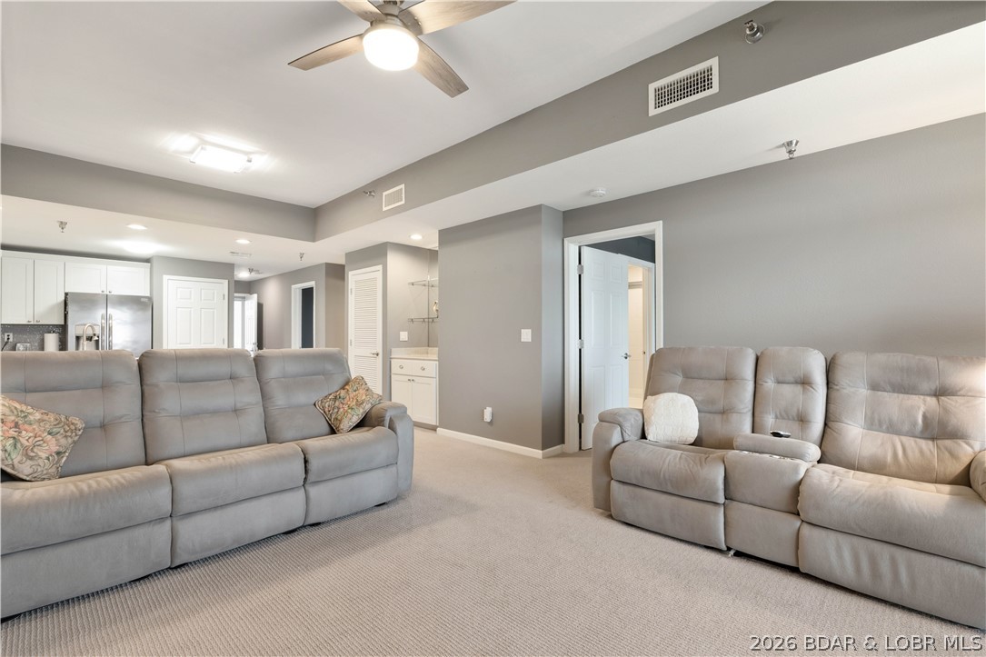 The Towers at Parkview Bay - Residential