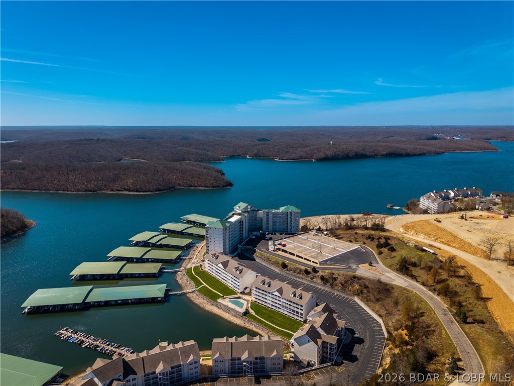 The Towers at Parkview Bay - Residential
