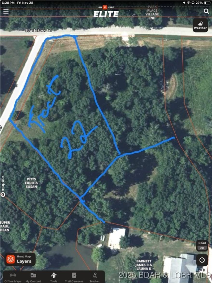 Beautiful tract ready for building your dream home. This tract of land is also connected to two other tracts that are for sale and can be bought to make one bigger area