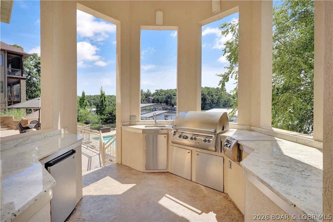 Grand Point No. 2 - Residential