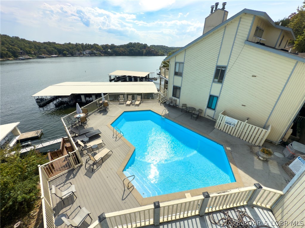 Oak Bluff Condominium - Residential