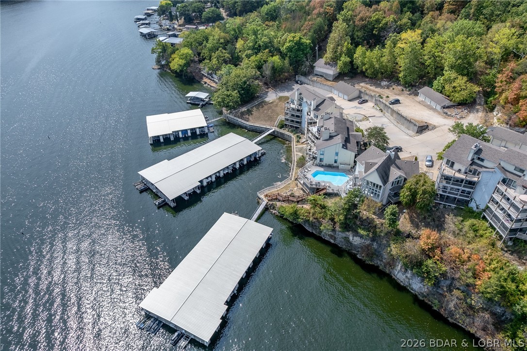 Oak Bluff Condominium - Residential