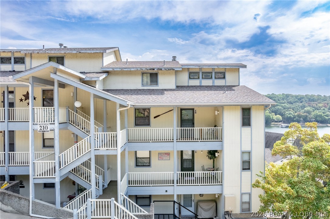 Oak Bluff Condominium - Residential