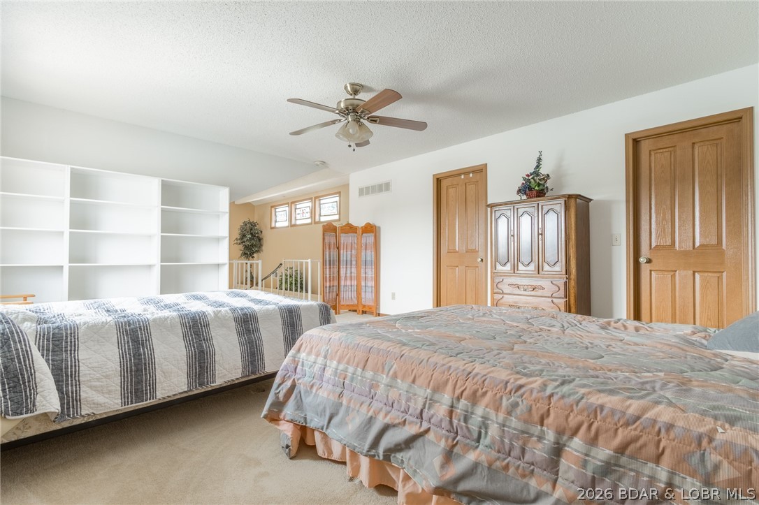 Oak Bluff Condominium - Residential