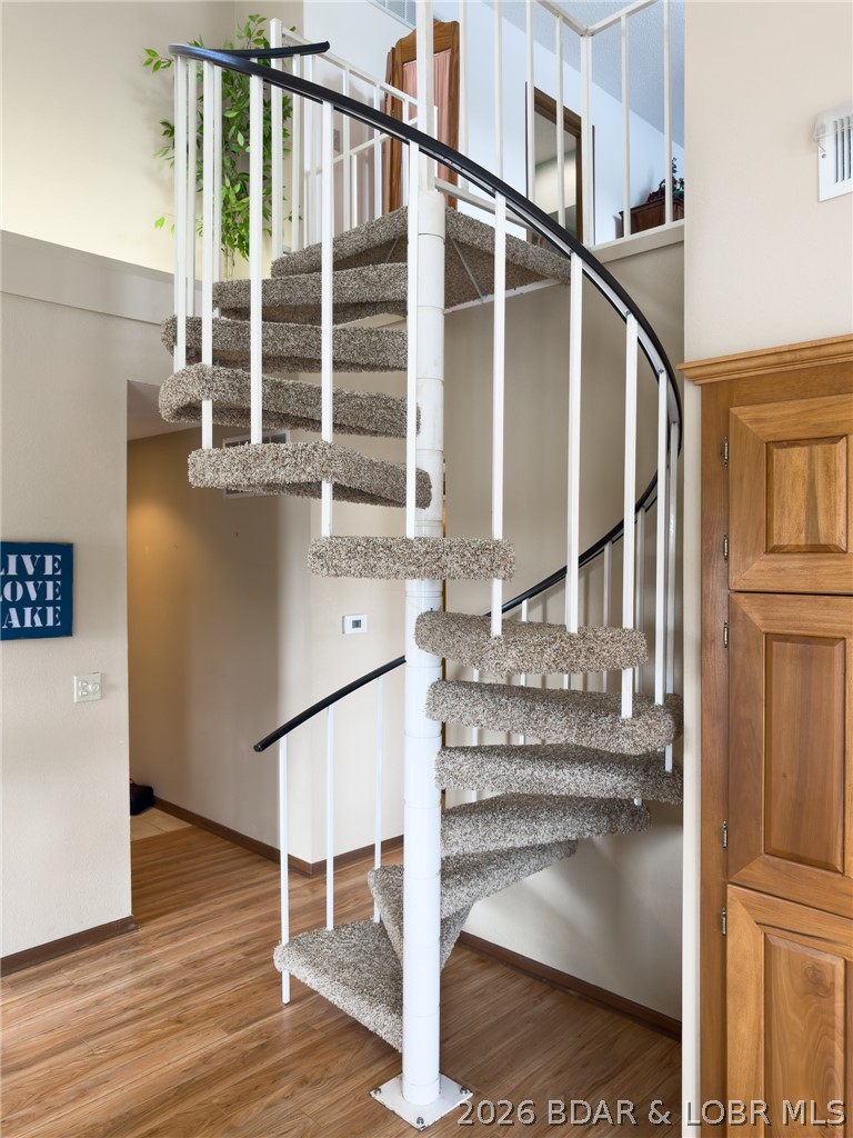 Oak Bluff Condominium - Residential