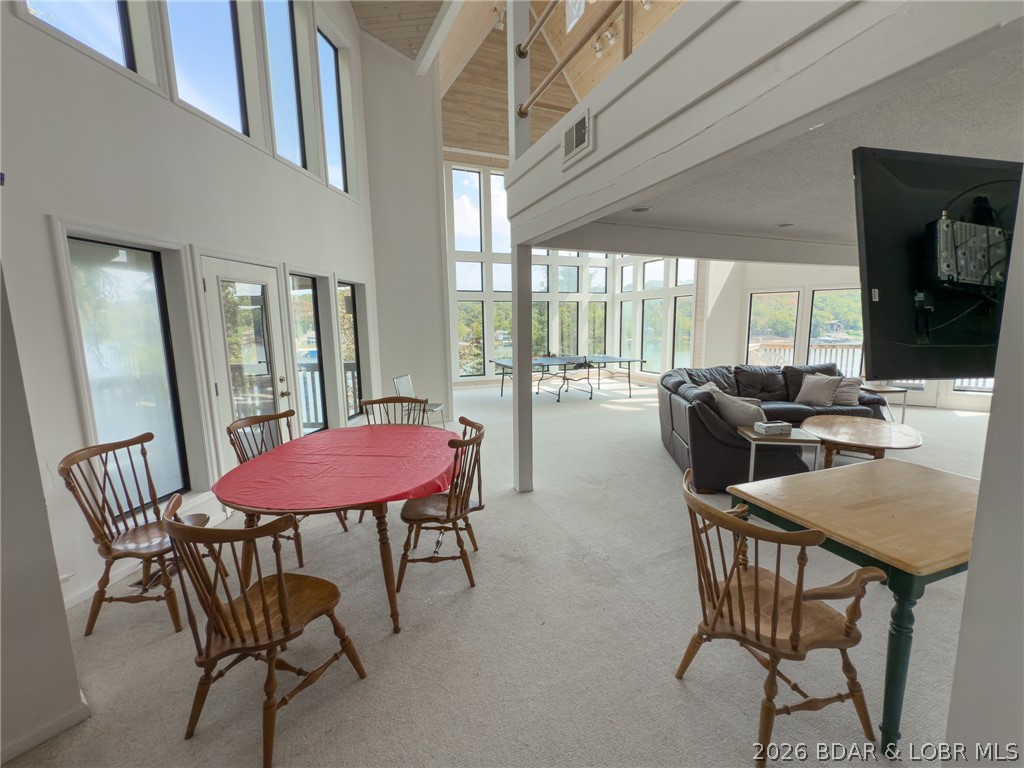 Oak Bluff Condominium - Residential