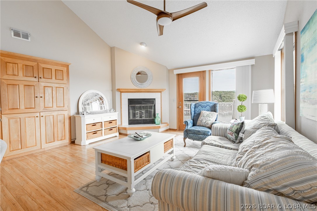 Oak Bluff Condominium - Residential