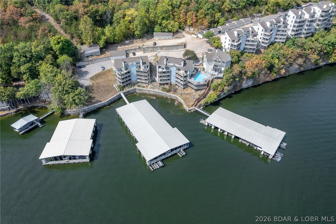 Oak Bluff Condominium - Residential