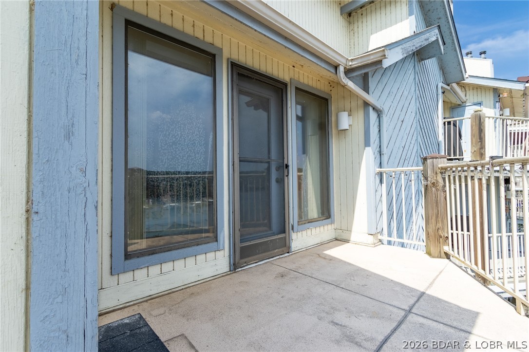 Oak Bluff Condominium - Residential