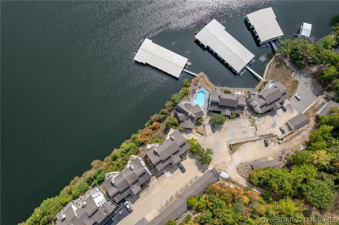 Oak Bluff Condominium - Residential